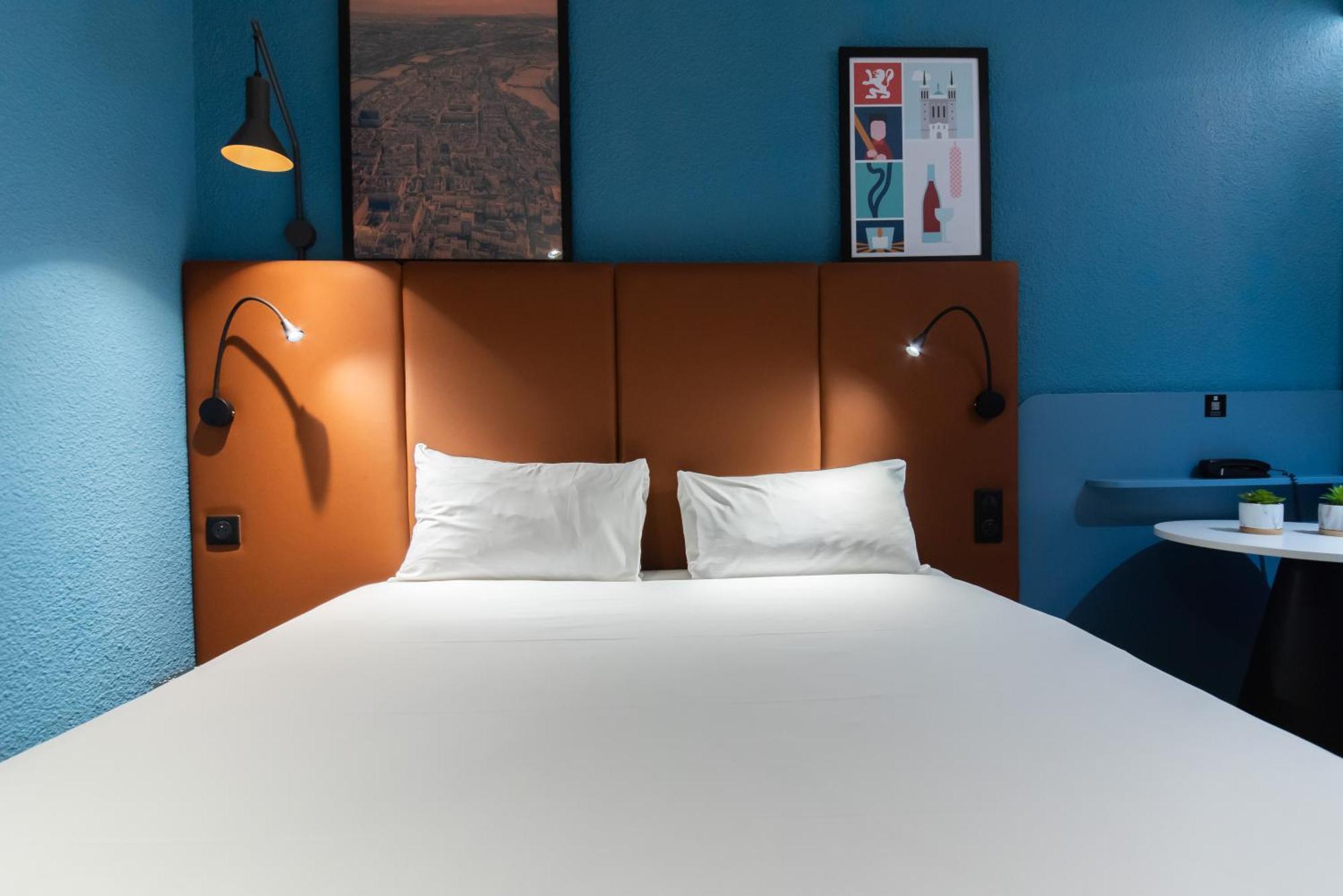 Ibis Lyon Nord Hotel Dardilly Exterior photo